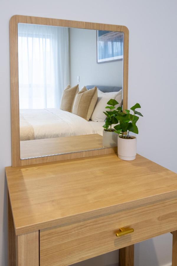 In The Heart Of It All: 2 Bed Cbd Townhouse Christchurch Kültér fotó